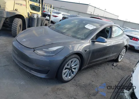 2021 Tesla Model 3 Standard Range Plus Rear-Wheel Drive from USA, damaged, VIN 5YJ3E1EA1MF067784